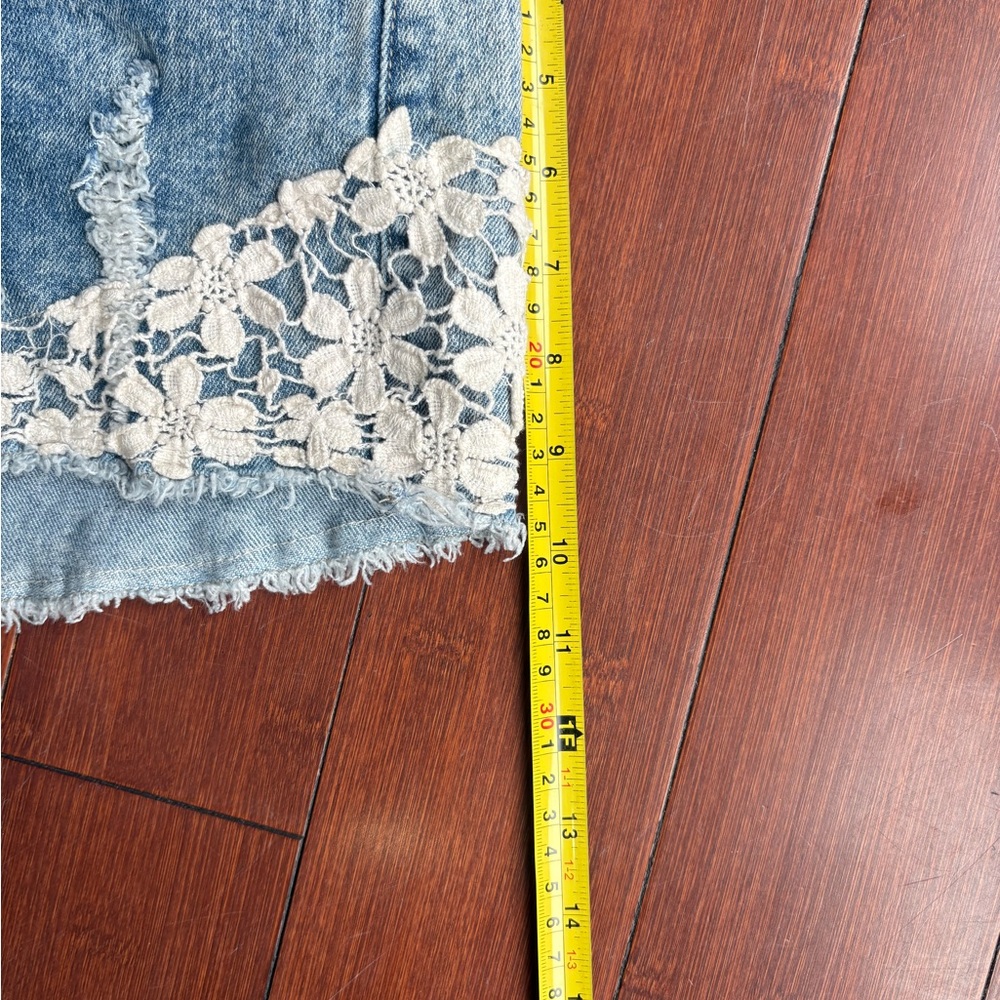 Women's Blue Denim Shorts with floral Lace Trim - Picture 5 of 5